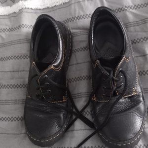 Born Shoes Size 8